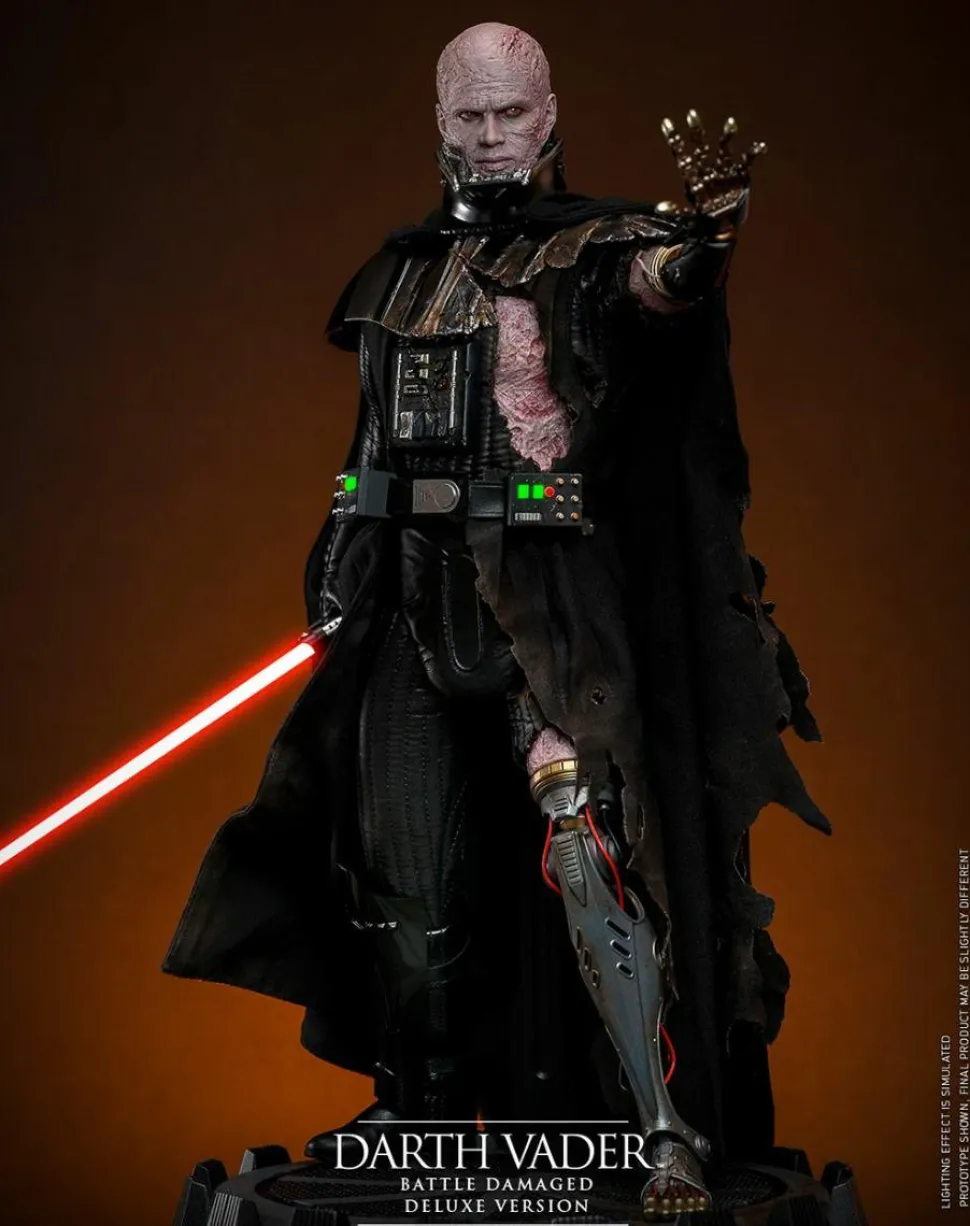 Star Wars - Darth Vader (Battle Damaged) Deluxe 1/6th Scale Hot Toys Action Figure