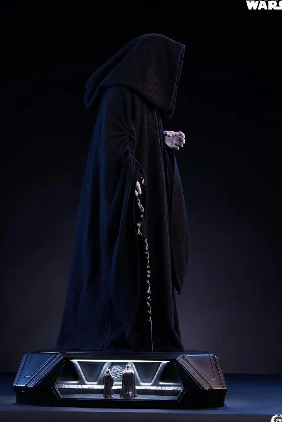 Star Wars - Emperor Palpatine Hyperreal 1/3 Scale Statue