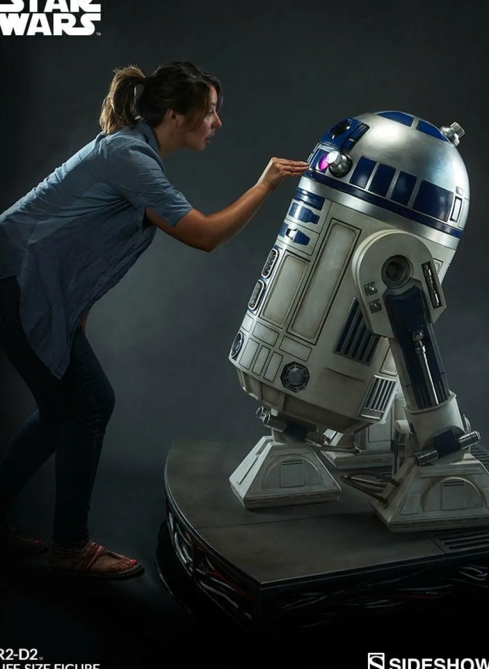 Star Wars - R2-D2 1:1 Scale Life-Size Replica