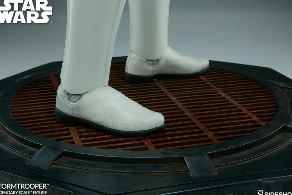 Star Wars - Stormtrooper Legendary Scale Statue