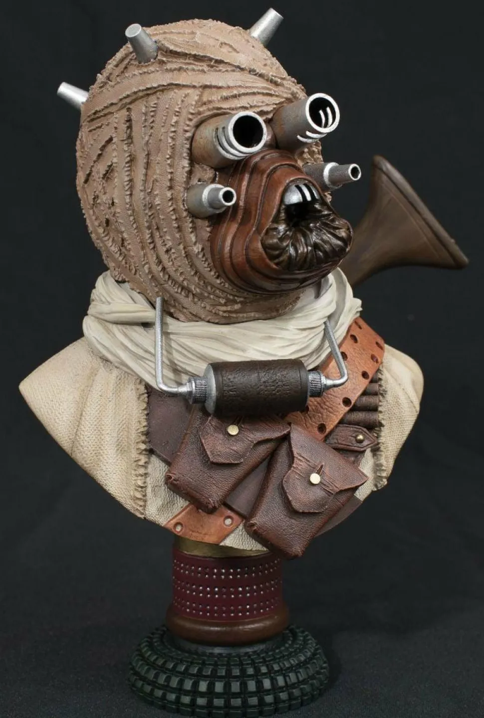 Star Wars - Tusken Raider Legends in 3D 1/2 Scale Bust