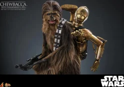 Star Wars Episode V: The Empire Strikes Back - Chewbacca with Disassembled C-3PO 1/6th Scale Hot Toys Action Figure