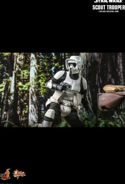 Star Wars Episode VI: Return of the Jedi - Scout Trooper 1/6th Scale Hot Toys Action Figure