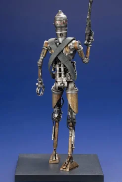 Star Wars: The Mandalorain - IG-11 1/10th Scale ArtFX Statue