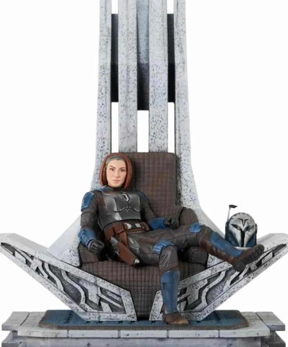 Star Wars: The Mandalorian - Bo-Katan on Throne Premier Collection 1/7th Scale Statue