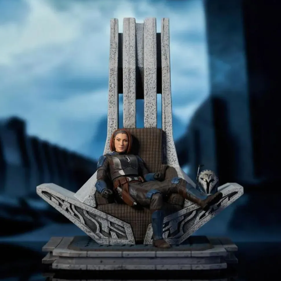 Star Wars: The Mandalorian - Bo-Katan on Throne Premier Collection 1/7th Scale Statue