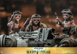 Star Wars: The Mandalorian - IG-12 with Accessories 1/6th Scale Hot Toys Action Figure