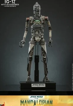 Star Wars: The Mandalorian - IG-12 with Accessories 1/6th Scale Hot Toys Action Figure