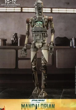 Star Wars: The Mandalorian - IG-12 with Accessories 1/6th Scale Hot Toys Action Figure