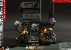 Star Wars: The Mandalorian - The Mandalorian & The Child Deluxe 1/4 Scale Hot Toys Action Figure 2-Pack (Battery Compliant)