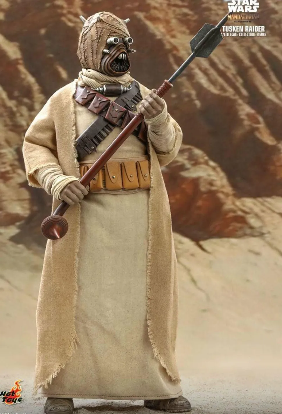 Star Wars: The Mandalorian - Tusken Raider 1/6th Scale Hot Toys Action Figure