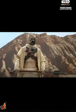 Star Wars: The Mandalorian - Tusken Raider 1/6th Scale Hot Toys Action Figure