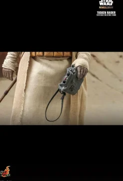 Star Wars: The Mandalorian - Tusken Raider 1/6th Scale Hot Toys Action Figure