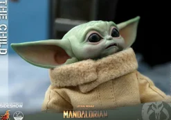 Star Wars: The Mandalorian - The Child 1/4 Scale Hot Toys Action Figure
