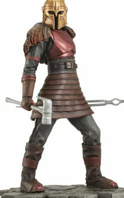 Star Wars: The Mandalorian - The Armorer 10” Statue