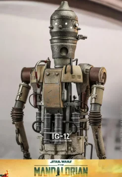 Star Wars: The Mandalorian - IG-12 1/6th Scale Hot Toys Action Figure