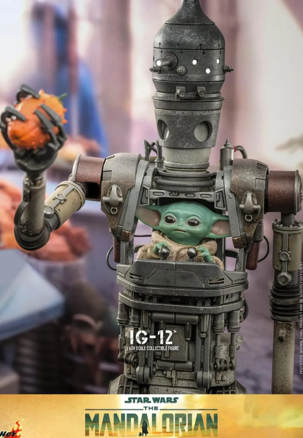 Star Wars: The Mandalorian - IG-12 1/6th Scale Hot Toys Action Figure