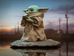 Star Wars: The Mandalorian - The Child with Soup 1/2 Scale Statue