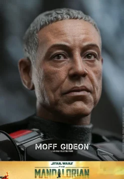 Star Wars: The Mandalorian - Moff Gideon with Helmet 1/6th Scale Hot Toys Action Figure