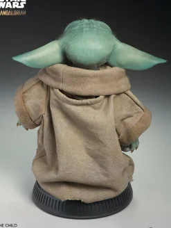 Star Wars: The Mandalorian - The Child (Baby Yoda) 1:1 Scale Life-Size Statue