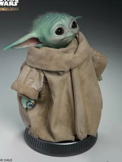 Star Wars: The Mandalorian - The Child (Baby Yoda) 1:1 Scale Life-Size Statue