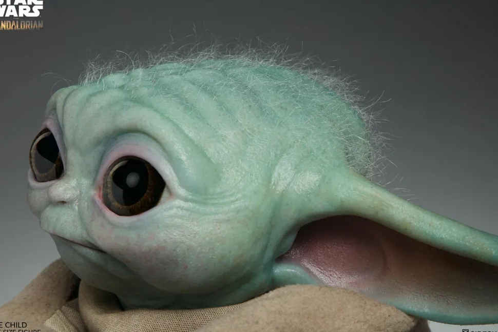 Star Wars: The Mandalorian - The Child (Baby Yoda) 1:1 Scale Life-Size Statue