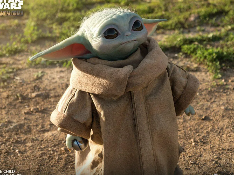 Star Wars: The Mandalorian - The Child (Baby Yoda) 1:1 Scale Life-Size Statue