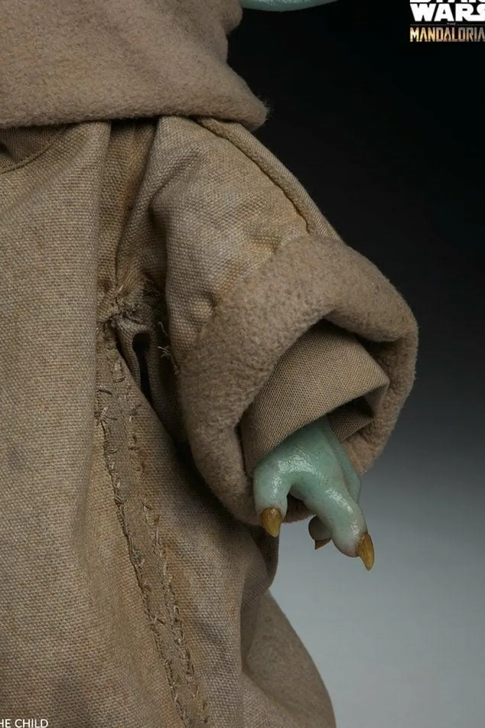Star Wars: The Mandalorian - The Child (Baby Yoda) 1:1 Scale Life-Size Statue