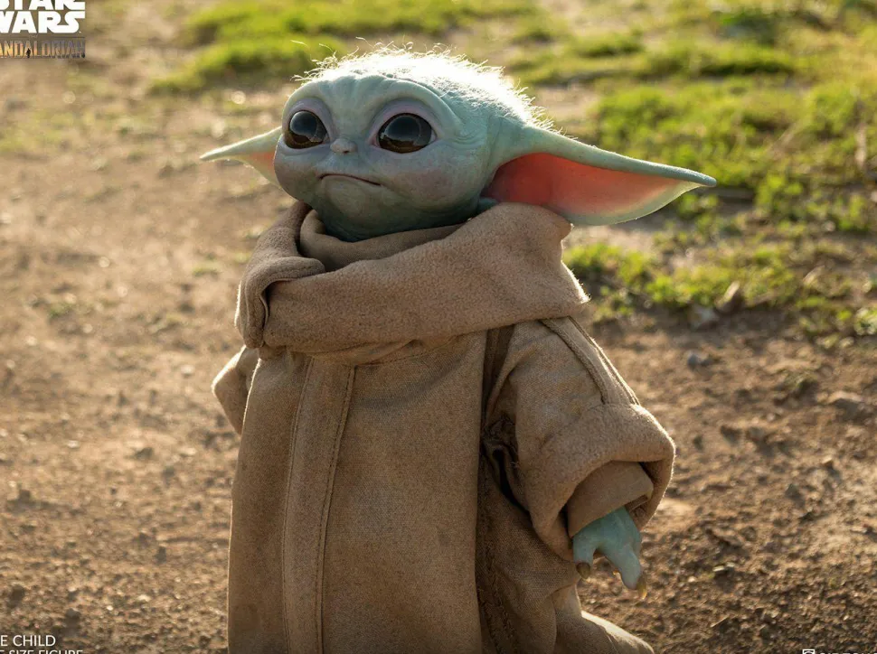 Star Wars: The Mandalorian - The Child (Baby Yoda) 1:1 Scale Life-Size Statue