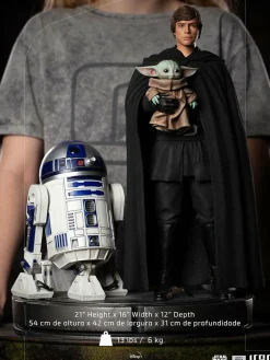 Star Wars: The Mandalorian - Luke Skywalker, R2-D2 & Grogu 1/4 Scale Legacy Statue