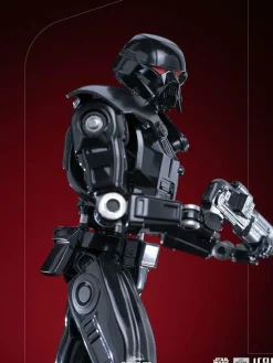 Star Wars: The Mandalorian - Dark Trooper 1/10th Scale Statue