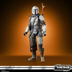 Star Wars: The Mandalorian - The Mandalorian in Beskar Armour Vintage Collection Kenner 3.75” Scale Action Figure