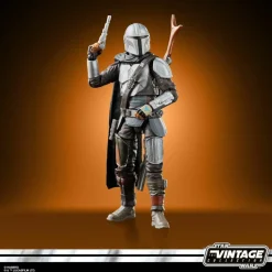 Star Wars: The Mandalorian - The Mandalorian in Beskar Armour Vintage Collection Kenner 3.75” Scale Action Figure