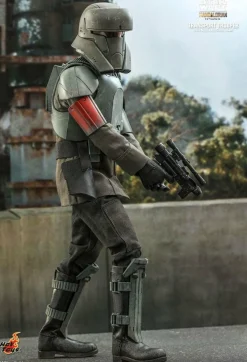 Star Wars: The Mandalorian - Transport Trooper 1/6th Scale Hot Toys Action Figure