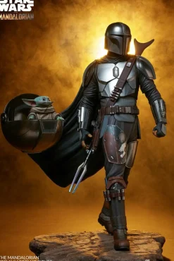 Star Wars: The Mandalorian - The Mandalorian Premium Format Statue