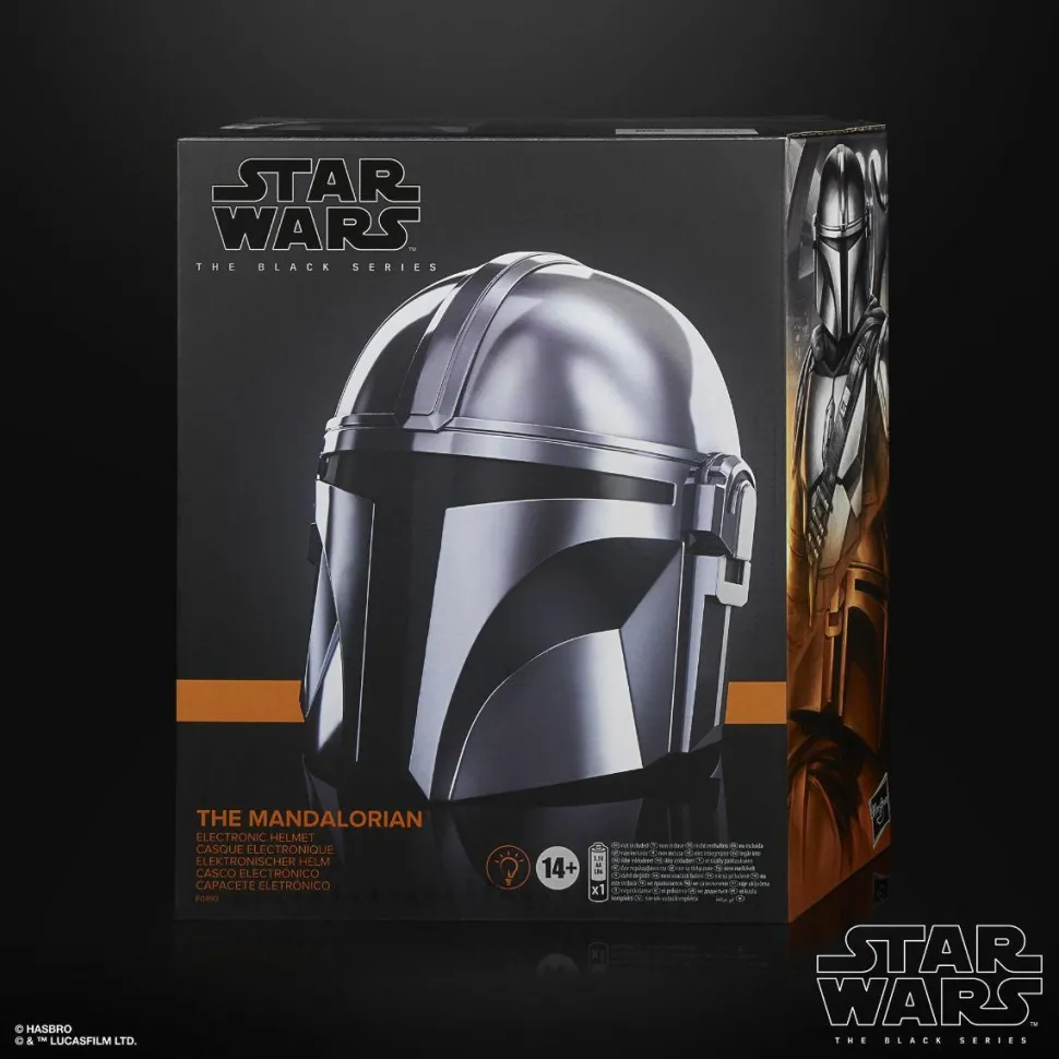 Star Wars: The Mandalorian - The Mandalorian Premium Electronic The Black Series 1:1 Scale Life-Size Helmet Replica