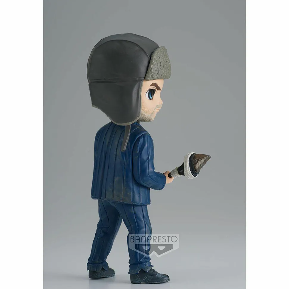 Stranger Things 4 - Hopper (Vol. 2) Q Posket 5” PVC Statue