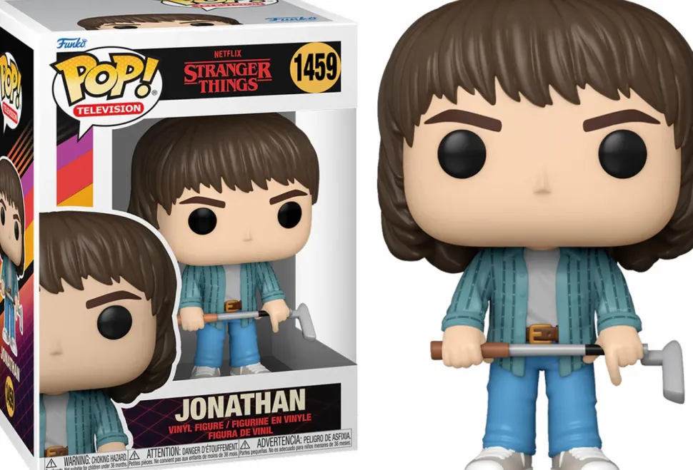 Stranger Things 4 - Jonathan with Golf Club Pop! Vinyl Figure