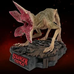 Stranger Things - Demodog 1/4th Scale Statue