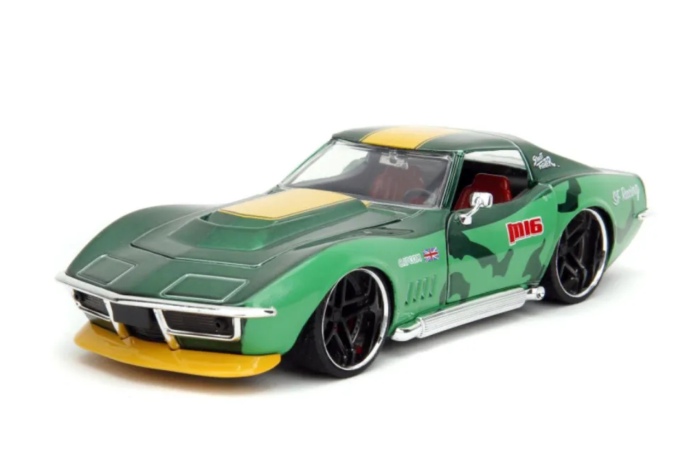 Street Fighter - Cammy & 1969 Chevrolet Corvette Stingray ZL1 Anime Hollywood Rides 1/24th Scale Die-Cast Vehicle Replica