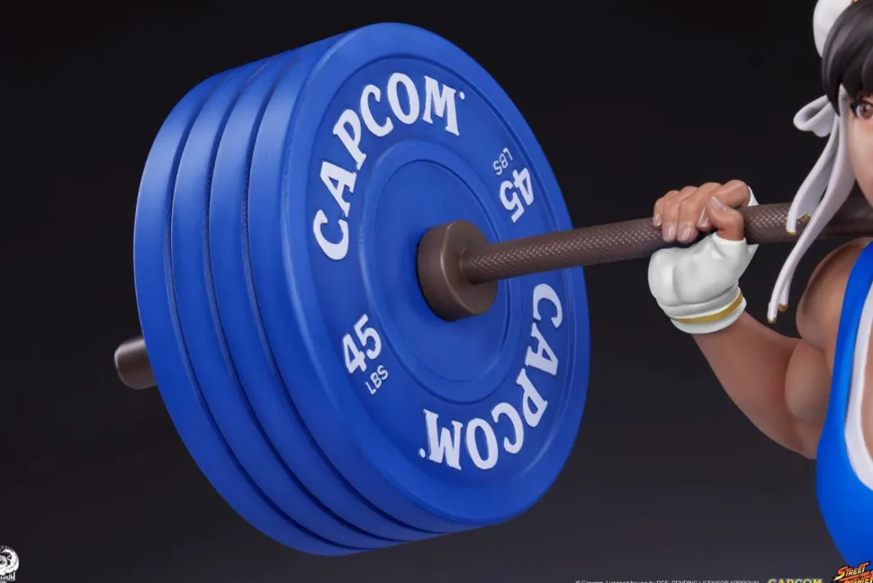 Street Fighter - Chun-Li Powerlifting 1/4 Scale Statue