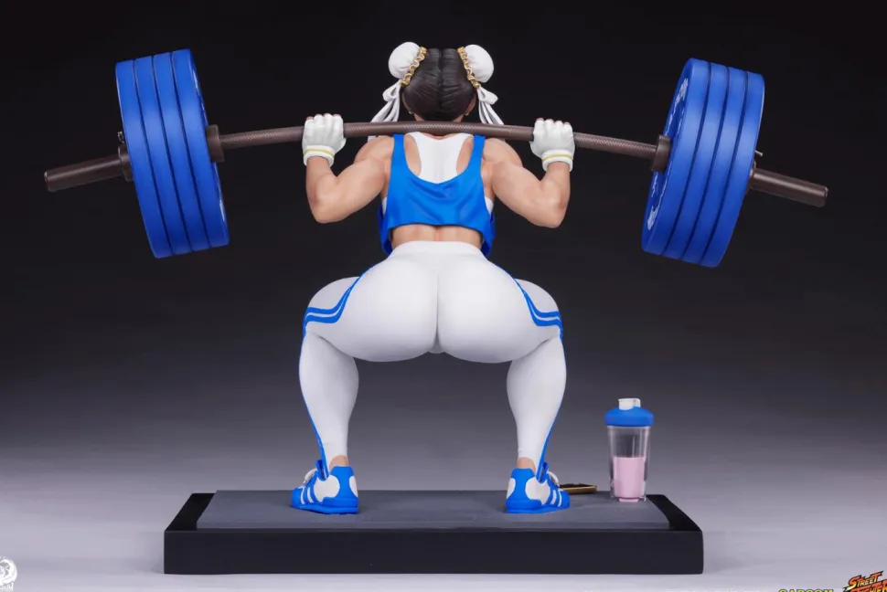 Street Fighter - Chun-Li Powerlifting 1/4 Scale Statue