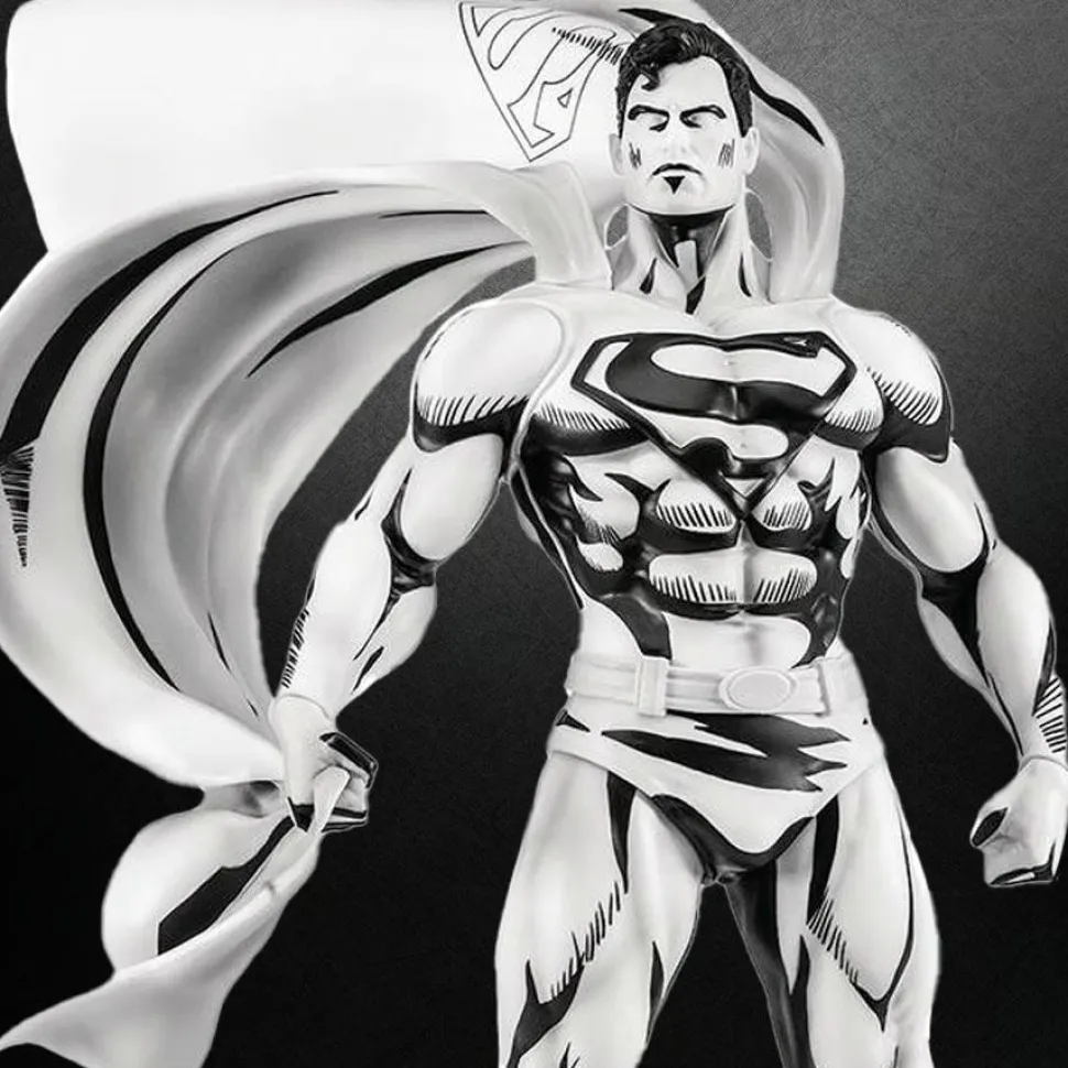 Superman - John Byrne's Superman Black & White Version 1/8th Scale PVC Statue