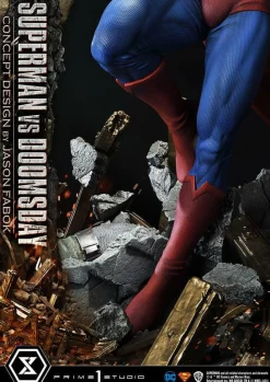 Superman - Superman vs Doomsday 1/3 Scale Diorama Statue