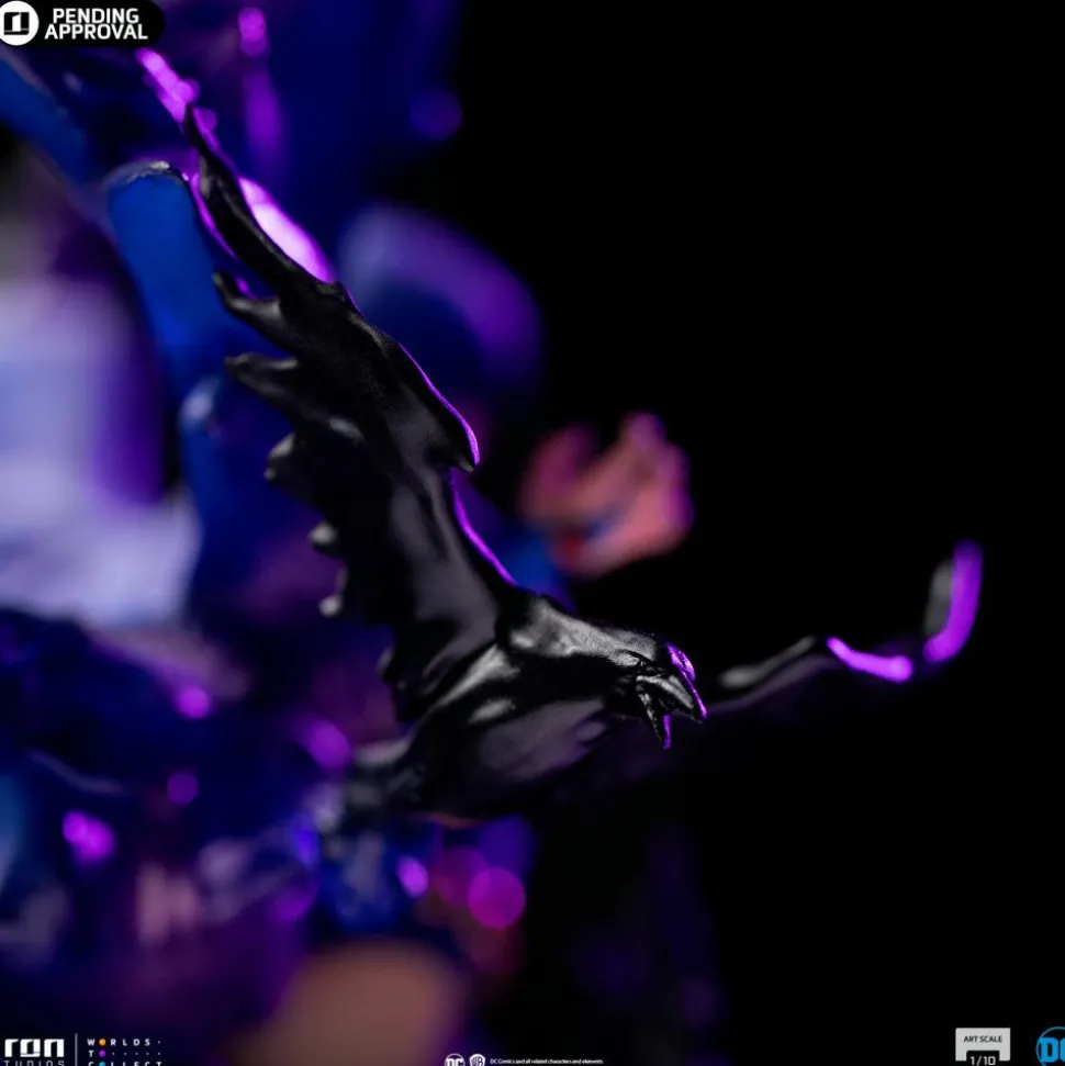 Teen Titans - Raven Deluxe 1/10th Scale Statue