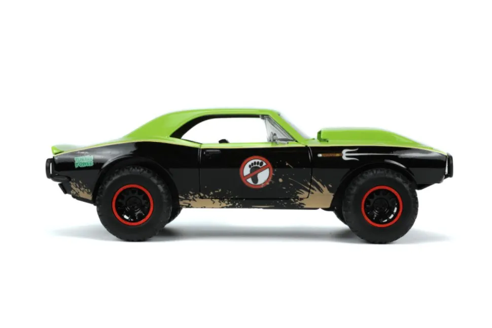Teenage Mutant Ninja Turtles (1987) - Raphael & 1967 Chevrolet Camaro Hollywood Rides 1/24th Scale Die-Cast Vehicle Replica