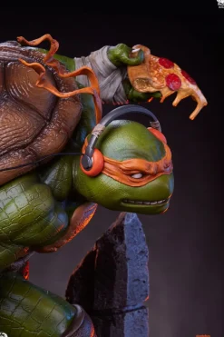 Teenage Mutant Ninja Turtles - Michelangelo Legends Deluxe 1/3 Scale Statue