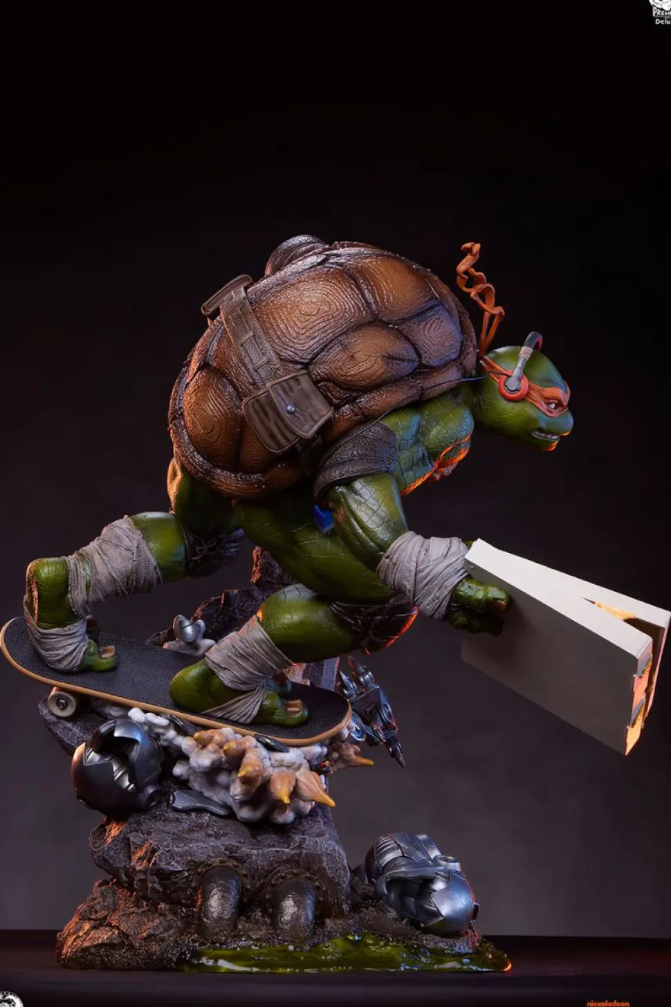 Teenage Mutant Ninja Turtles - Michelangelo Legends Deluxe 1/3 Scale Statue