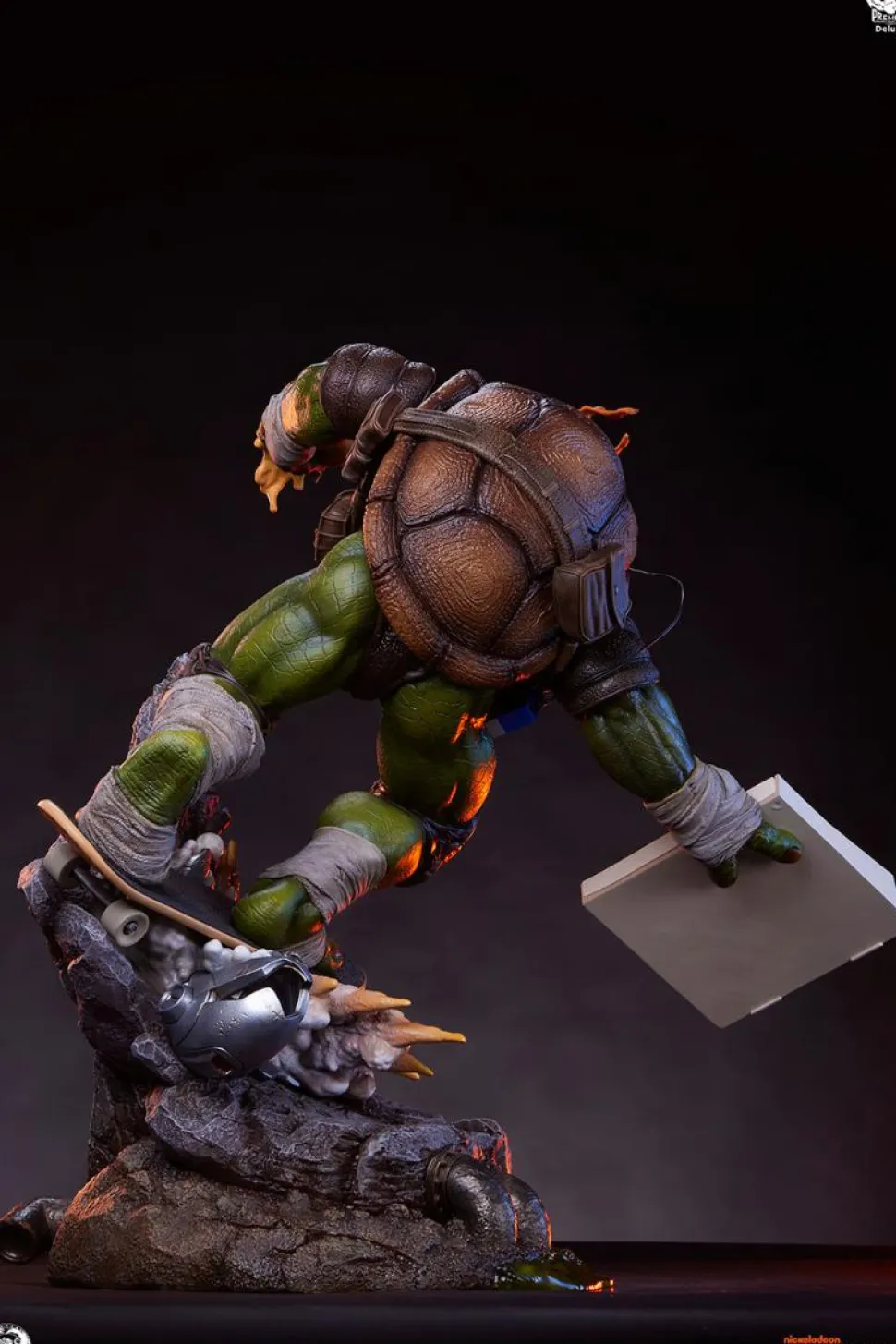 Teenage Mutant Ninja Turtles - Michelangelo Legends Deluxe 1/3 Scale Statue