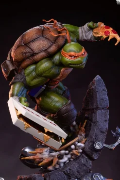 Teenage Mutant Ninja Turtles - Michelangelo Legends Deluxe 1/3 Scale Statue
